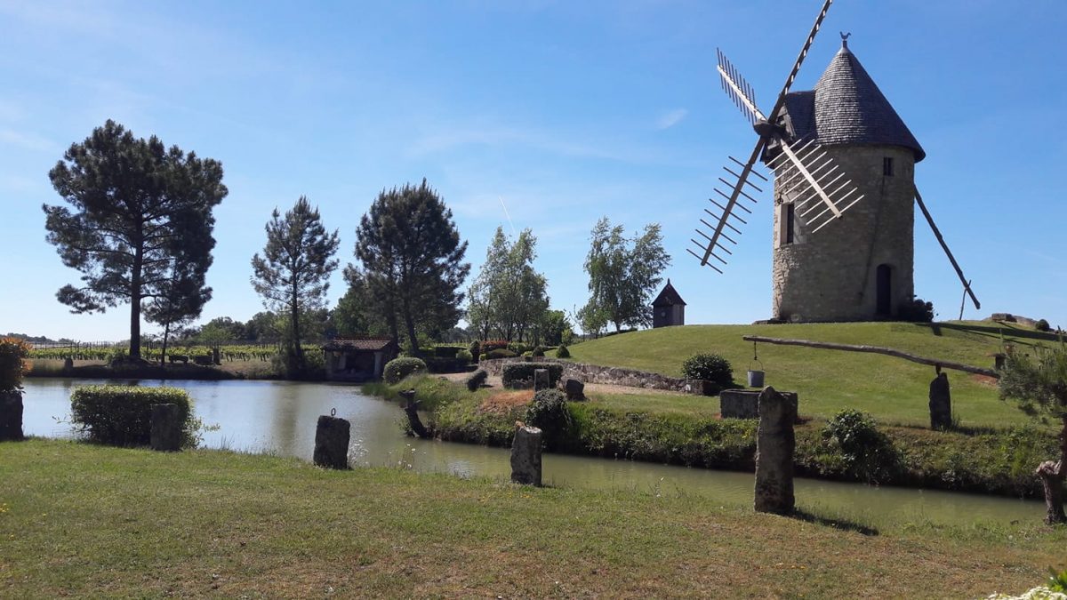 Le moulin des Grandes vignes et l'étang