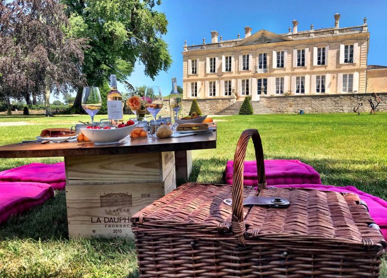 Château de la Dauphine - Bezoek en picknick op het gras