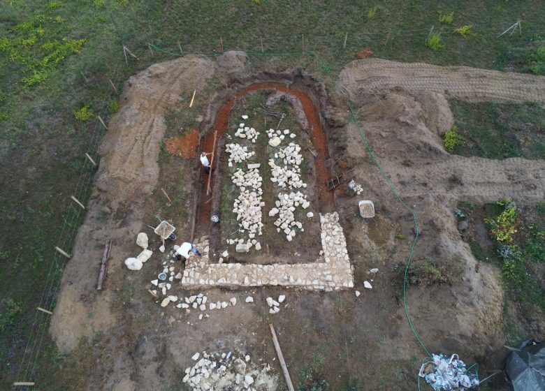 Sitio de construcción medieval de Guyena