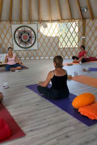 Yoga and Vins au Château Boutinet